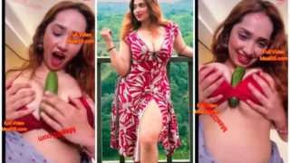Aditi Mistry Latest Dildo Saree Live