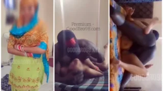 African bbc kaamwali ke chut faadna mein laga hua hain